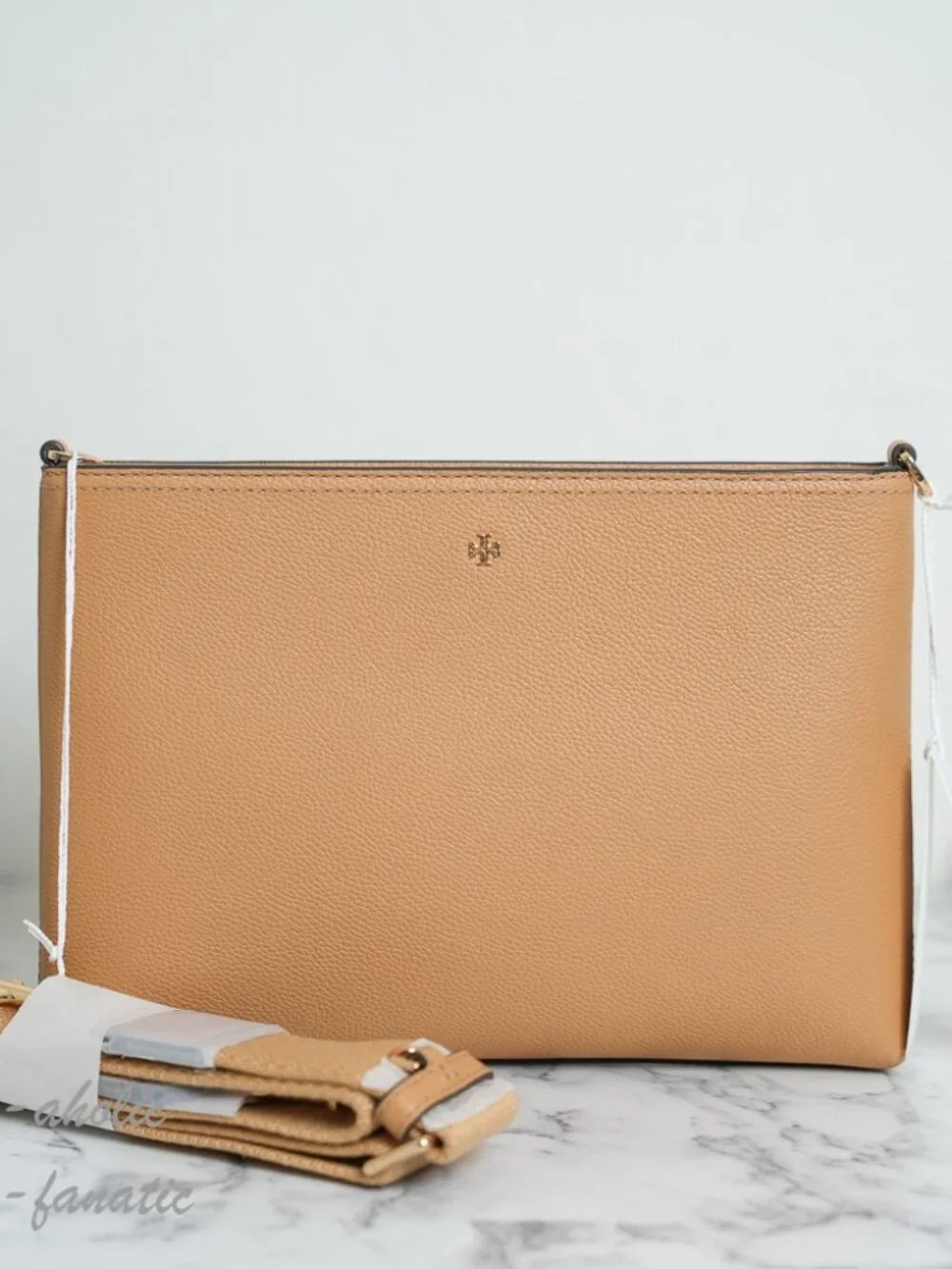 Tory Burch Blake Swingpack Leather Crossbody Messenger 176874 Warm Biscuit NWT